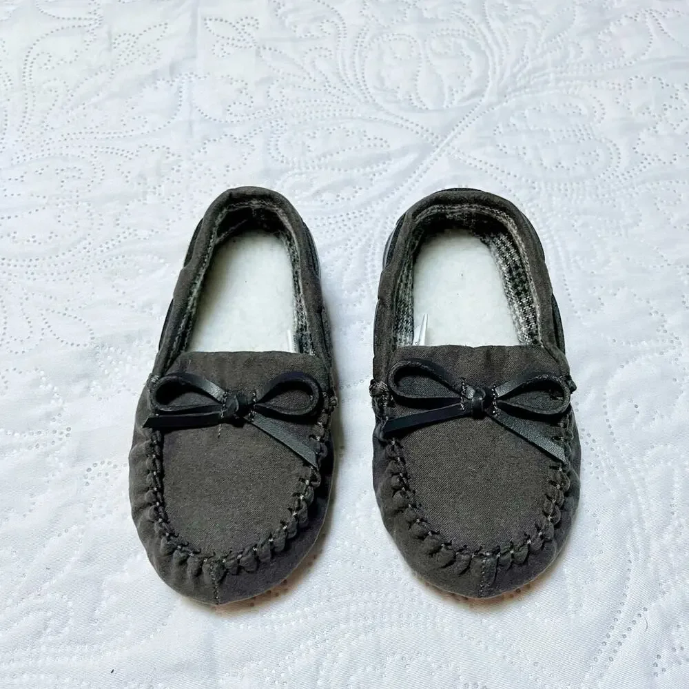 Fleece Lined Solid Slippers Size 8